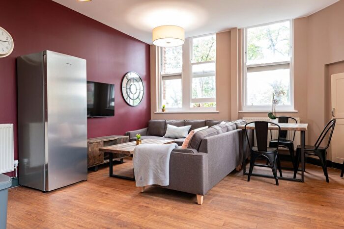 7 Bedroom Block Of Flats To Rent In Flat S Bishop Blackall School, Exeter, EX4