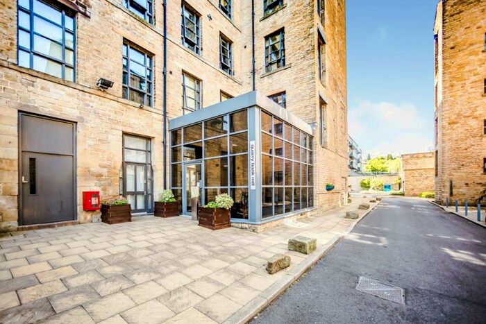 1 Bedroom Apartment To Rent In Stoney Lane, Longwood, Huddersfield, HD3