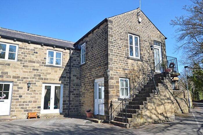 3 Bedroom Semi Detached House For Sale In Wesley Place, Silsden, West Yorkshire, BD20