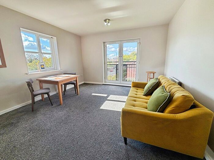 2 Bedroom Flat To Rent In Ashfield House, Claremont Road, Sale, Greater Manchester, M33