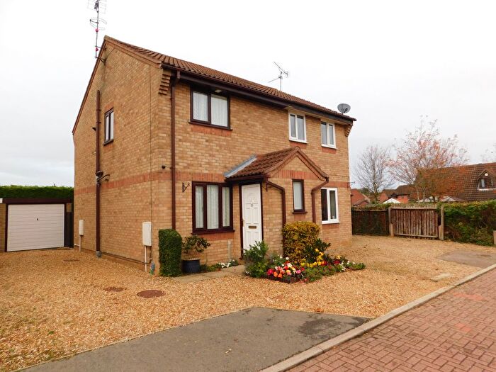 2 Bedroom Semi-Detached House To Rent In Wycliffe Grove, Peterborough, PE4