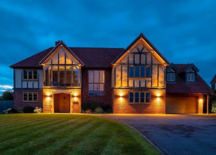 6 Bedroom Detached House For Sale In Luddington, Stratford-Upon-Avon, CV37
