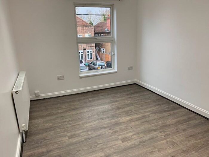 1 Bedroom Flat To Rent In Fernham Road, Thornton Heath, CR7