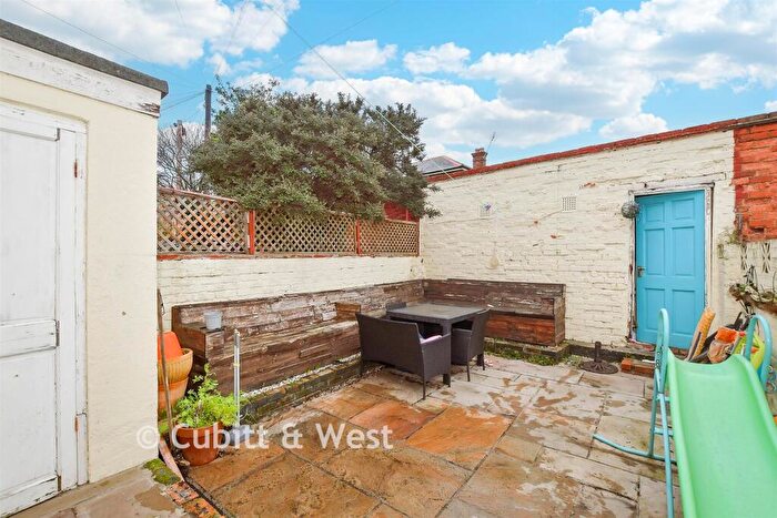 3 Bedroom Terraced House For Sale In Heidelberg Road, Southsea, Hampshire, PO4