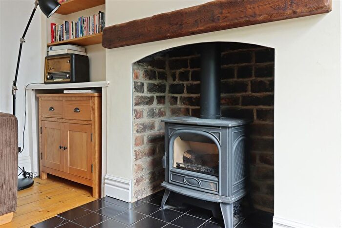 3 Bedroom Terraced House For Sale In Ivy Grove, Crookesmoor, S10