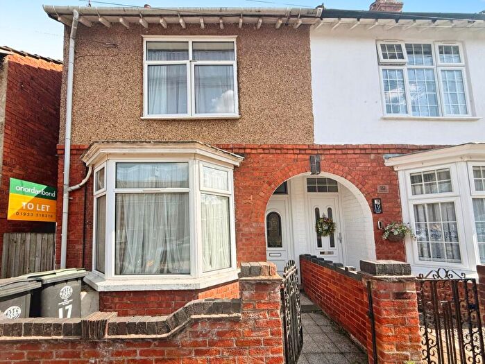 3 Bedroom Terraced House To Rent In Carnegie Street, Rushden, Northamptonshire, NN10