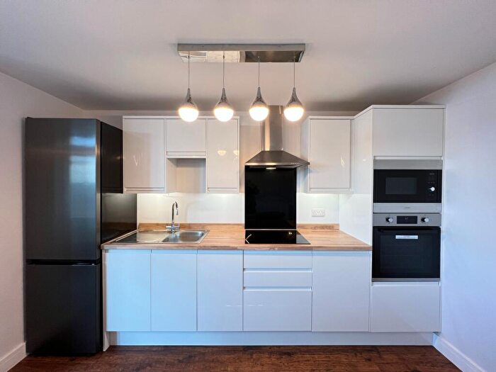 2 Bedroom Apartment To Rent In Flat, The Ropewalk, Nottingham, NG1