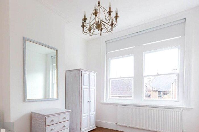 Studio To Rent In Crouch End Hill, Crouch End, London, N8