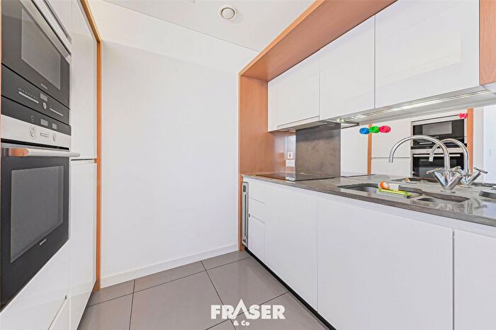 2 Bedroom Flat For Sale In Triton Building, NW1