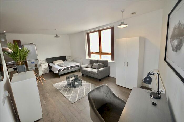 1 Bedroom Flat To Rent In Upper Allen Street, Sheffield, South Yorkshire, S3