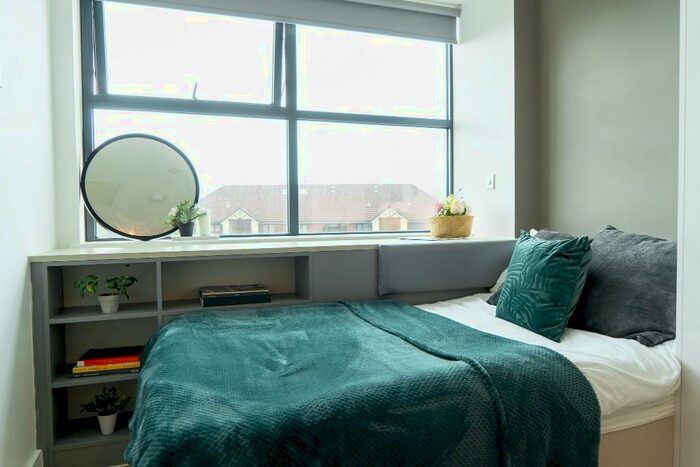 Studio To Rent In Westpoint, Chester Road, Manchester, Greater Manchester, M16