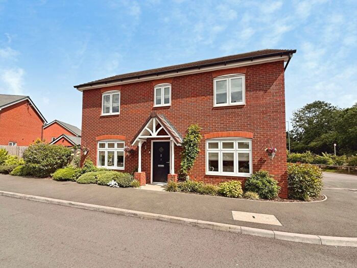 3 Bedroom Detached House For Sale In Brook Leasow, Redhill, TF2