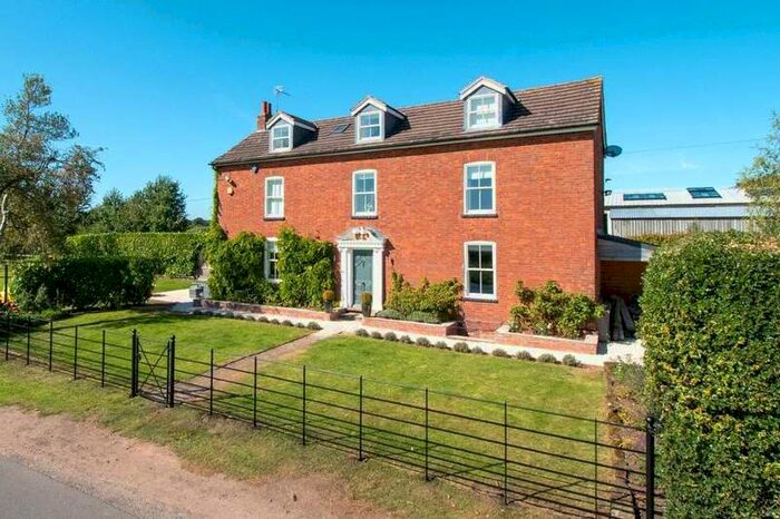 5 Bedroom House For Sale In Rouncil Lane, Kenilworth, Warwickshire, CV8