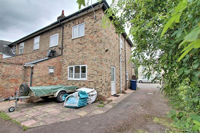 2 Bedroom End Of Terrace House To Rent In Station Road, Manea, March, PE15
