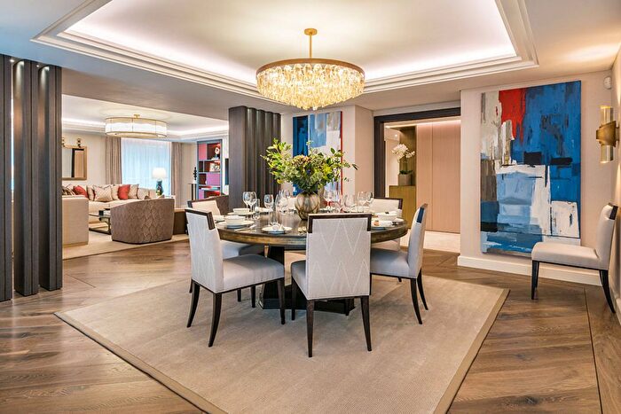 2 Bedroom Flat To Rent In Lancelot Place, Knightsbridge, SW7