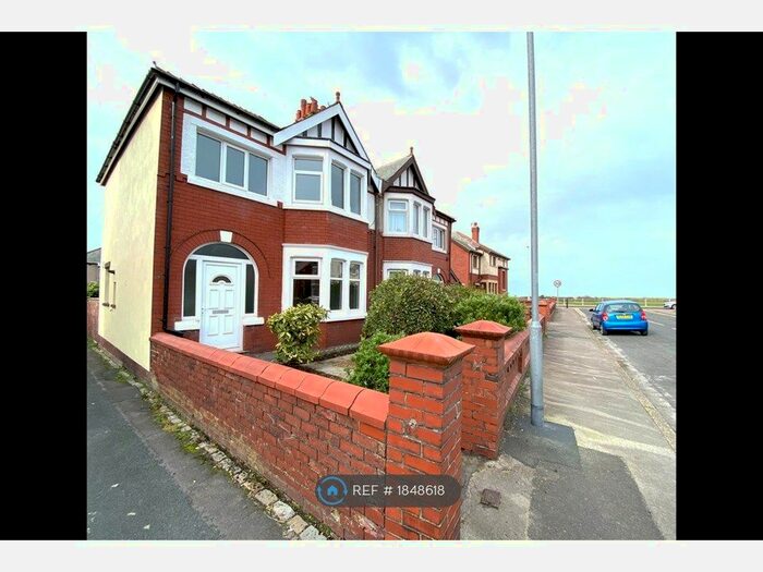 3 Bedroom Semi-Detached House To Rent In Abercrombie Road, Fleetwood, FY7