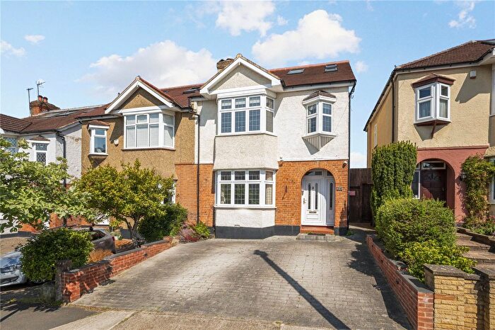 4 Bedroom Semi-Detached House To Rent In Malden Hill, New Malden, Surrey, KT3