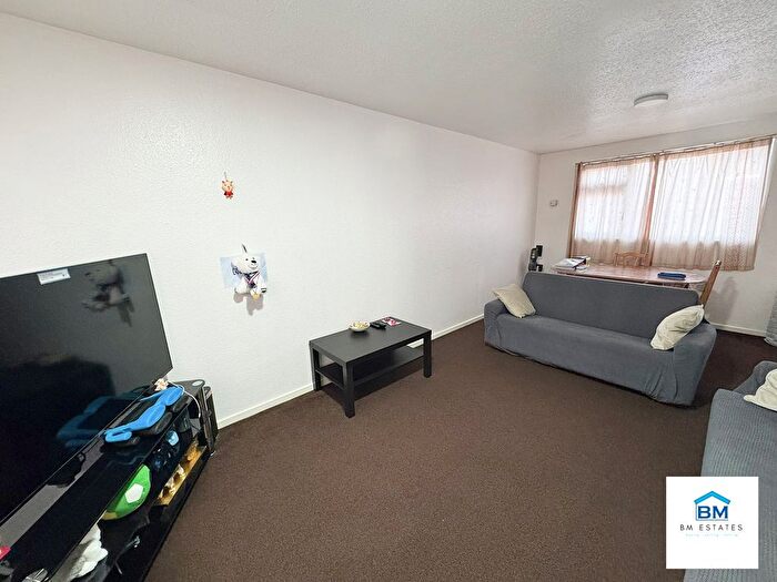 2 Bedroom Terraced House To Rent In Champion Close, Leicester, LE5