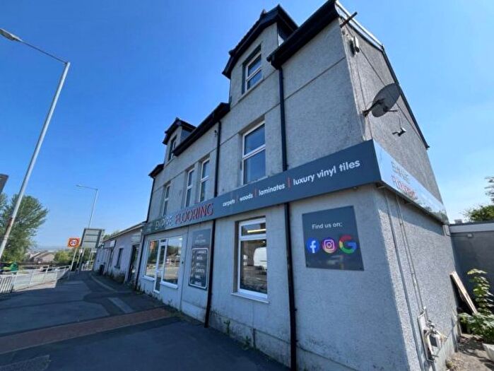 2 Bedroom Maisonette To Rent In Mill Street, Gowerton, Swansea, SA4