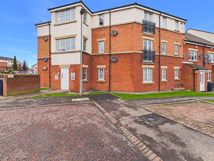 2 Bedroom Flat For Sale In Foster Drive, Gateshead, NE8
