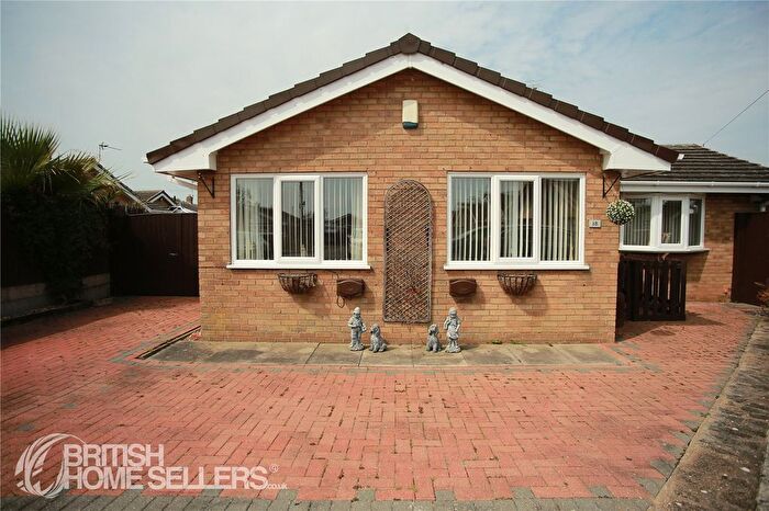 3 Bedroom Bungalow For Sale In Elizabeth Crescent, Ingoldmells, Skegness, Lincolnshire, PE25