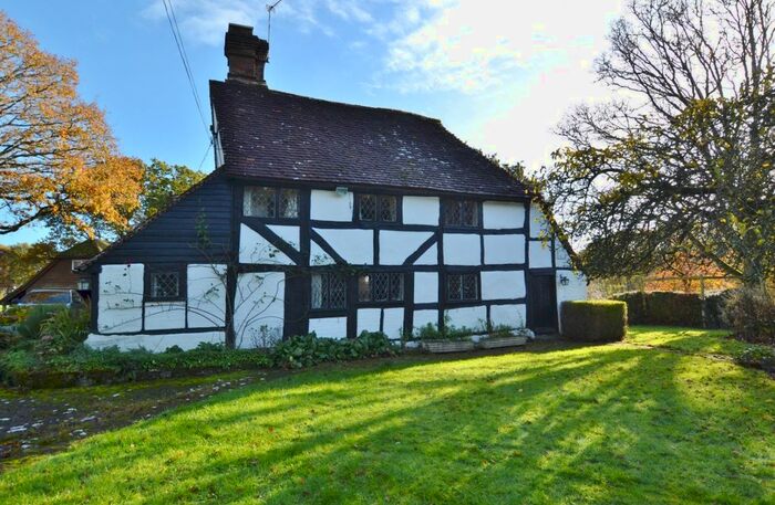 2 Bedroom Cottage To Rent In Fittleworth Road, Wisborough Green, Billingshurst, West Sussex, RH14