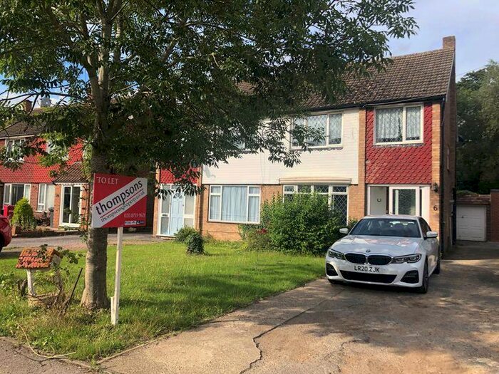 3 Bedroom Semi-Detached House To Rent In Laurel Close, Colnbrook, SL3