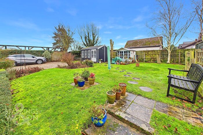 2 Bedroom Semi-Detached Bungalow For Sale In Marsh Road, Upton, Norwich, NR13