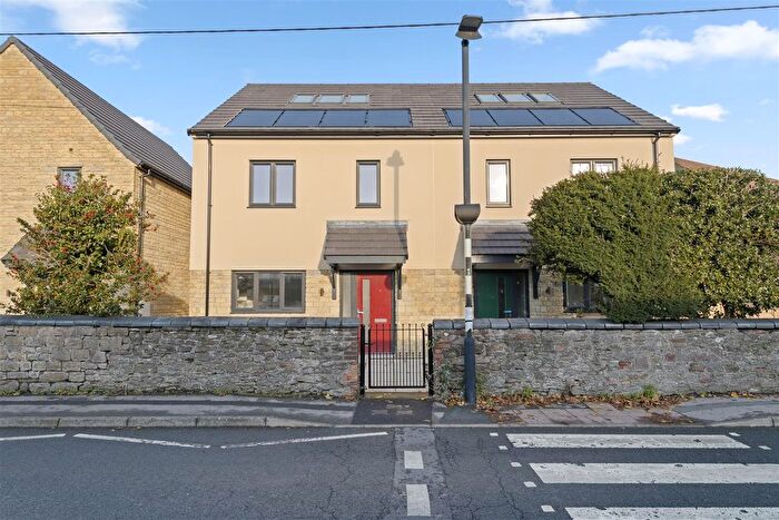 3 Bedroom Semi Detached House For Sale In Lodway Gardens, Pill, Bristol, BS20