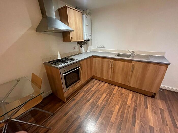 1 Bedroom Flat To Rent In Lambert Street, Sheffield, South Yorkshire, Uk, S3