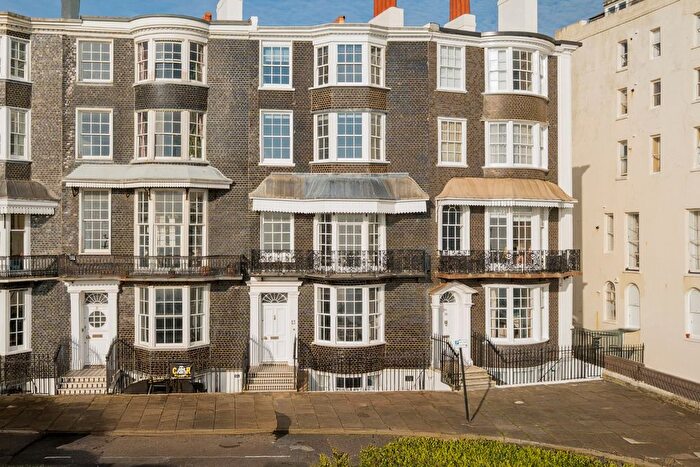 7 Bedroom Terraced House For Sale In Royal Crescent, Brighton, East Sussex, BN2