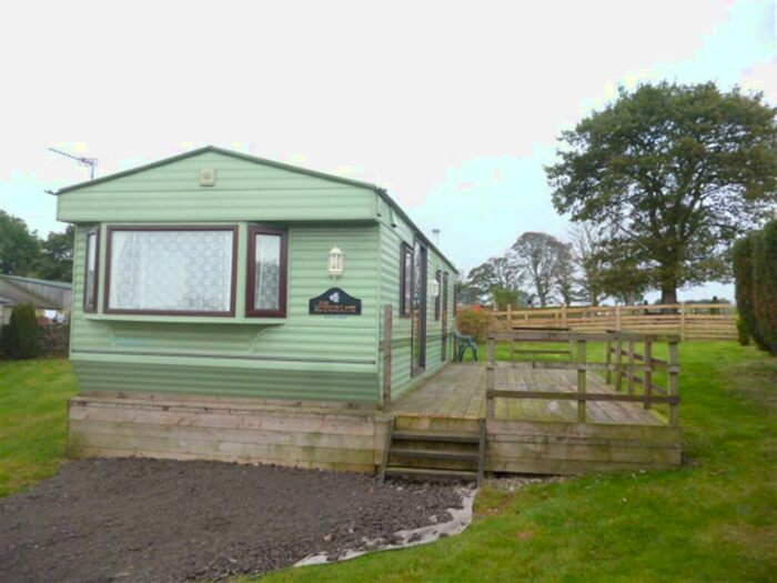 2 Bedroom Park Home To Rent In Green Hill Farm, Bishop Thornton, Harrogate, HG3