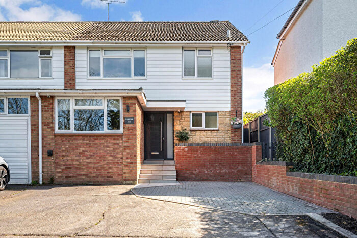 3 Bedroom Semi Detached House For Sale In Duncan Road, Park Gate, Southampton, SO31