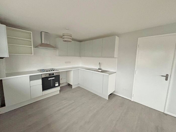 1 Bedroom Flat To Rent In Ramsons Avenue, Conniburrow, MK14