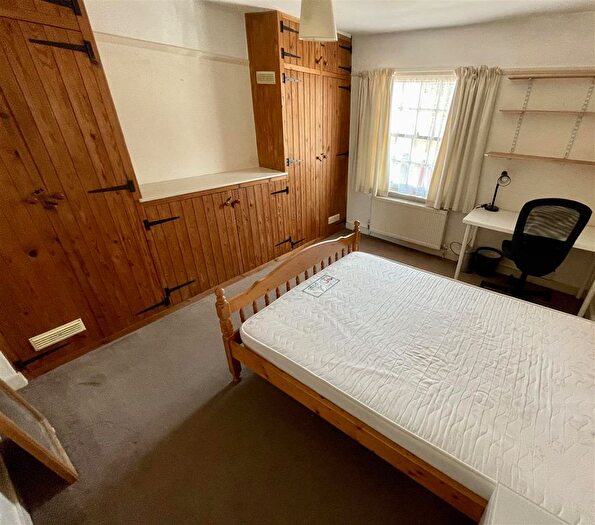 3 Bedroom Terraced House To Rent In St. Peters Place, Canterbury, CT1