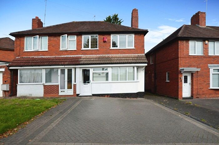 3 Bedroom Semi-Detached House To Rent In Wingfield Road, Great Barr, B42