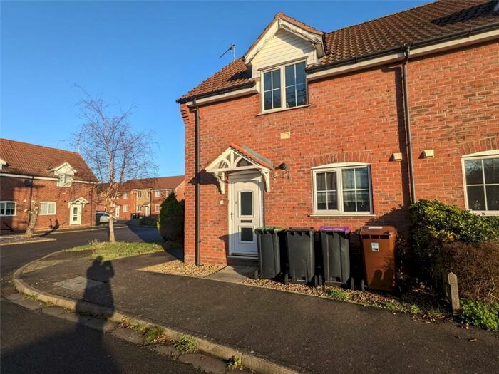 2 Bedroom Property To Rent In Bramling Way, Sleaford, Lincolnshire, NG34