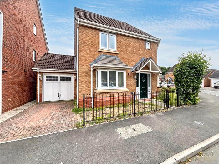 3 Bedroom Detached House For Sale In Olwen Drive, Hebburn, NE31