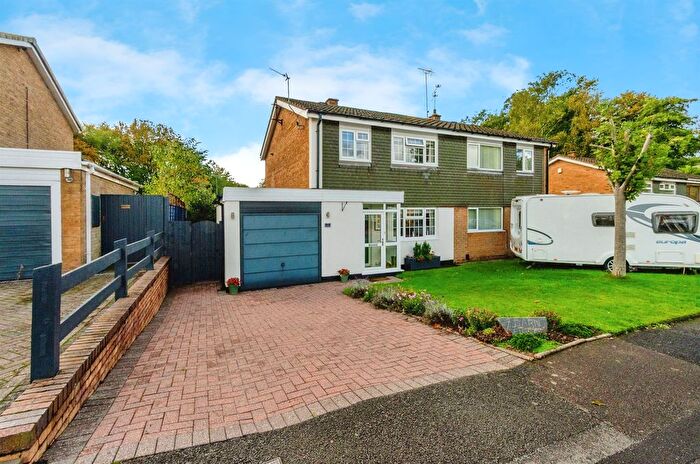 3 Bedroom Semi-detached House For Sale In Barnfield Way, Cannock, WS12