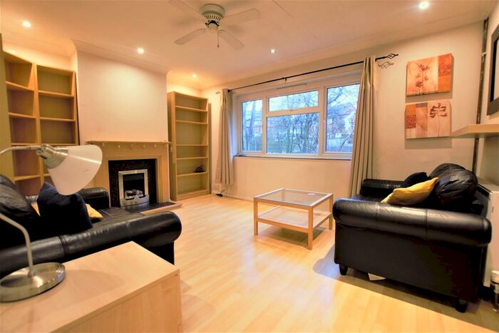 2 Bedroom Maisonette To Rent In Parkfields Close, Silverdale, Newcastle, ST5