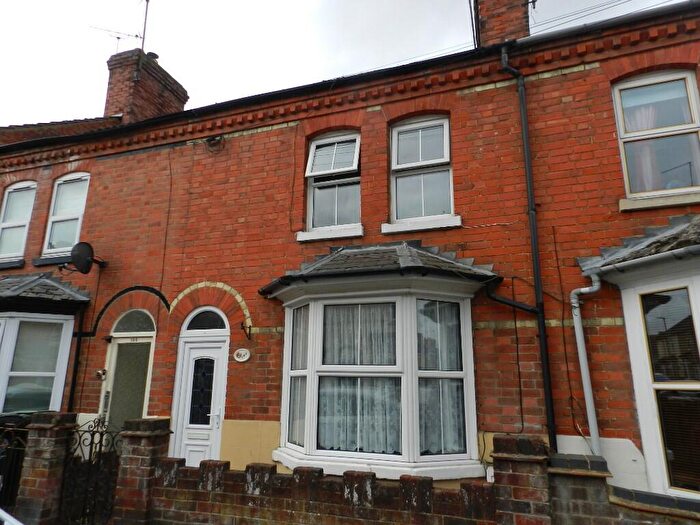 2 Bedroom Terraced House To Rent In Cromwell Road, Rushden, Northamptonshire, NN10