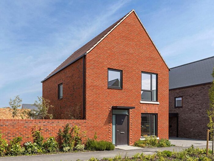 3 Bedroom Detached House For Sale In Newmarket Road, Teversham, Cambridge, CB5