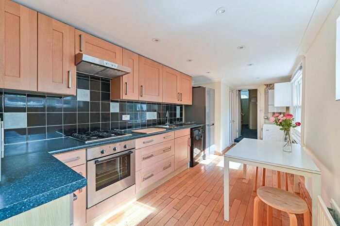 3 Bedroom Property For Sale In Burgoyne Road, Brixton, London, SW9