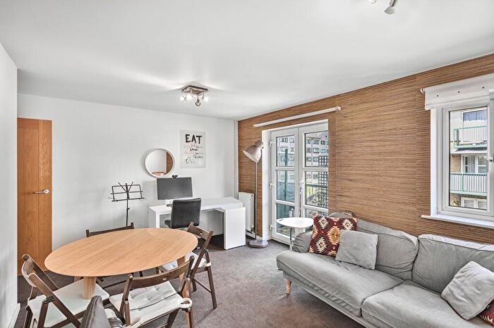 2 Bedroom Flat For Sale In Monroe House, Lorne Close, NW8
