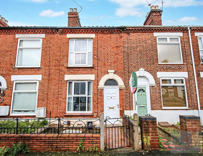 3 Bedroom Terraced House For Sale In Clarke Road, Norwich, NR3