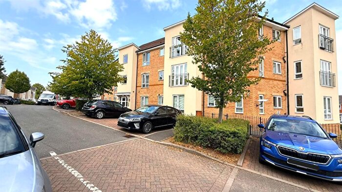 2 Bedroom Flat For Sale In Shrawley Avenue, Northfield, Birmingham, B31