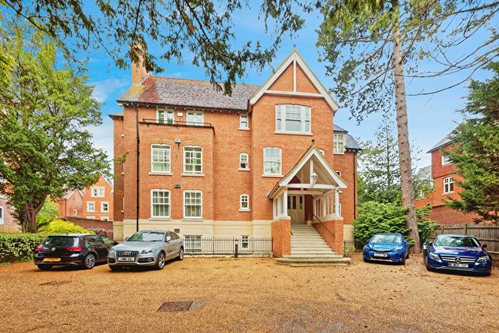 1 Bedroom Flat For Sale In New Dover Road, Canterbury, Kent, CT1