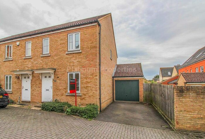 3 Bedroom End Of Terrace House To Rent In Stour Green, Ely, CB6