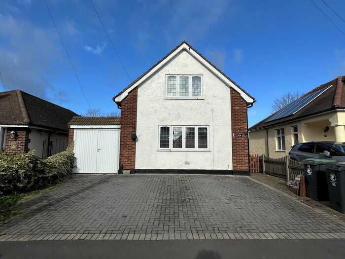3 Bedroom Detached House For Sale In Monkswood Avenue, Waltham Abbey, EN9