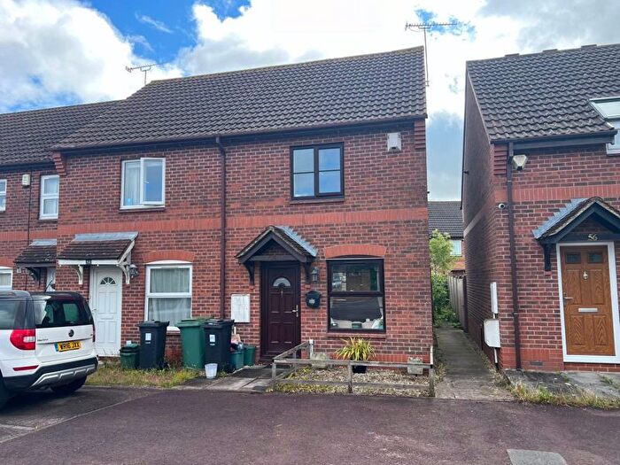 2 Bedroom Terraced House To Rent In Honeysuckle Close, Bristol, BS32